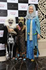 Guests in Halloween Costumes at Palladium Halloween in Mumbai on 30th oct 2013